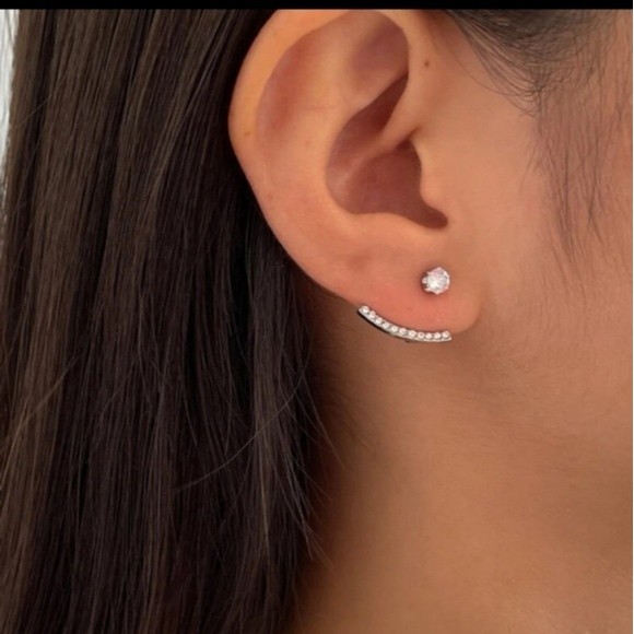 💎🛑⚠️LAST ONE! 💞Silver Ear Jacket Earrings! - Picture 1 of 8